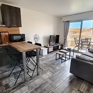 https://appart-jl-port-frjus.fr-provencehotel.com