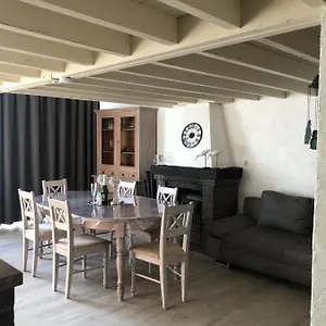 https://villa-nova-duplexappartement.hotelsghent.com